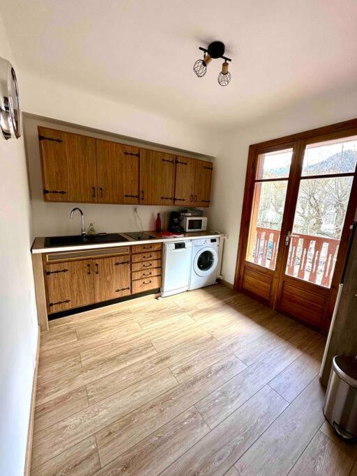 Charmant Appartement Renove Au Coeur Du Village Сен-Мартен-Везюби Экстерьер фото